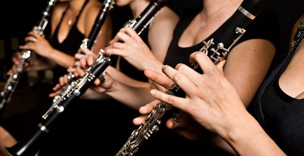 Royal Academy of Music Mezunundan; nota okuma, piyano ve klarinet dersleri