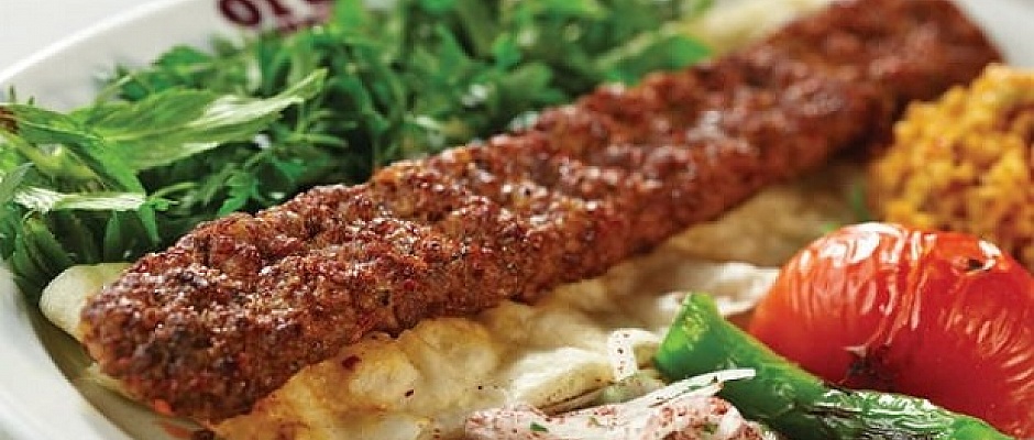 Cardiff yakınlarında kebap pizza shopta çalışacak tecrübeli eleman aranıyor.