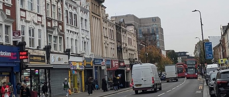 Londra Woodgreen'de satılık Pastane, Bakery 