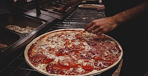 Londra'da Satılık Kebab and Pizza Shop