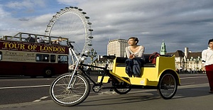 Londra'da Ozzy Pedicab and Delivery