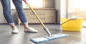 We are looking for a female employee to work in the cleaning business.