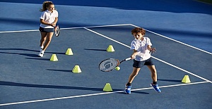 Londra'da Karatay Tennis Coaching